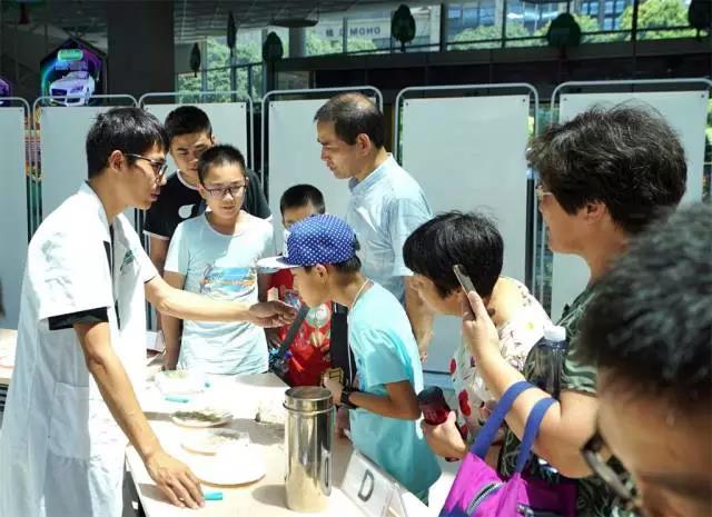 快乐童年，，，，，清静偕行——绿城检测暑期儿童食物清静宣传运动-888电子